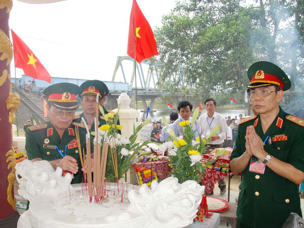 Quảng Trị: Tổ chức Lễ thượng cờ Thống nhất non sông ảnh 2