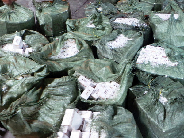 Tăng cường đấu tranh phòng chống buôn lậu thuốc lá ảnh 1