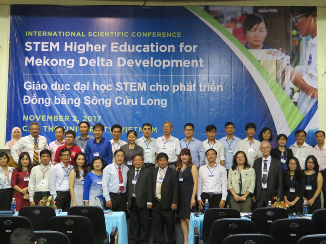 Đề xuất các giải pháp cải cách giáo dục thích ứng với cách mạng 4.0 ảnh 1