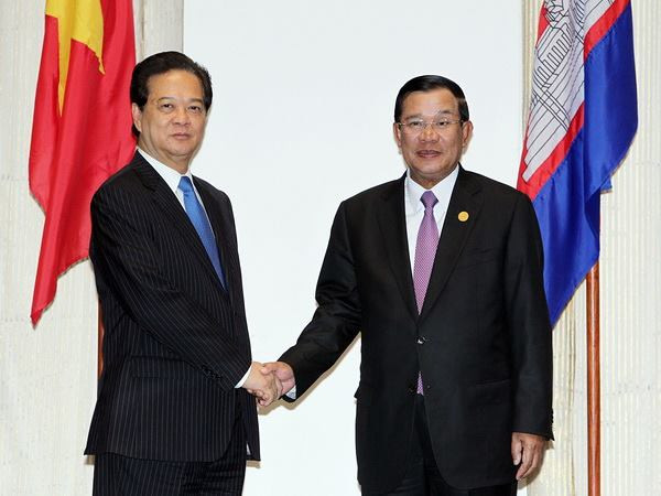 Việt Nam-Campuchia nâng kim ngạch thương mại lên 5 tỷ USD vào 2015 ảnh 1