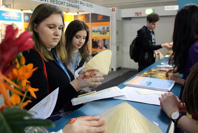 Triển lãm bản đồ Việt Nam ở Hội chợ Du lịch quốc tế Berlin 2017 ảnh 1