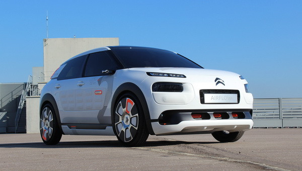 Năm loại xe siêu tiết kiệm nhiên liệu tại Triển lãm ôtô Paris ảnh 5