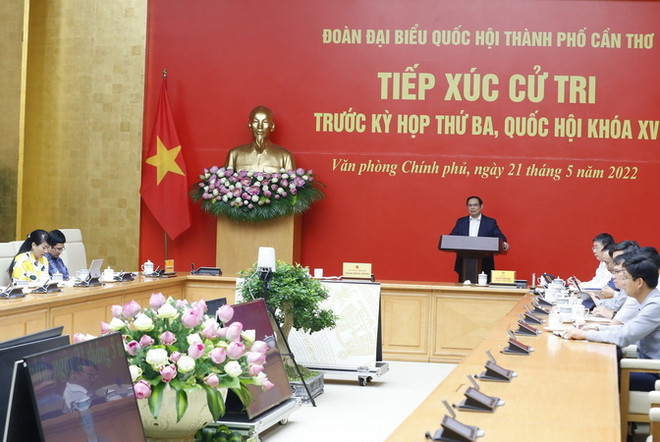 Thủ tướng Phạm Minh Chính tại buổi tiếp xúc cử tri thành phố Cần Thơ. (Ảnh: Văn Điệp/TTXVN) Thủ tướng Phạm Minh Chính tiếp xúc cử tri thành phố Cần Thơ ảnh 2