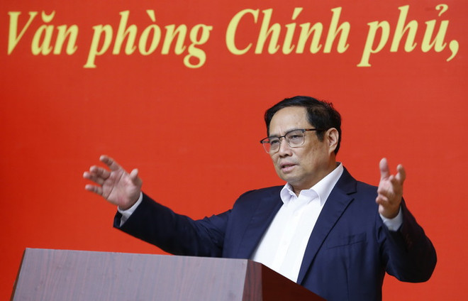 (Ảnh: Văn Điệp/TTXVN) Thủ tướng Phạm Minh Chính tiếp xúc cử tri thành phố Cần Thơ ảnh 3