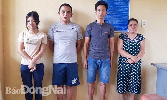 Khởi tố, bắt tạm giam 4 đối tượng tra tấn nhân viên quán càphê ảnh 1