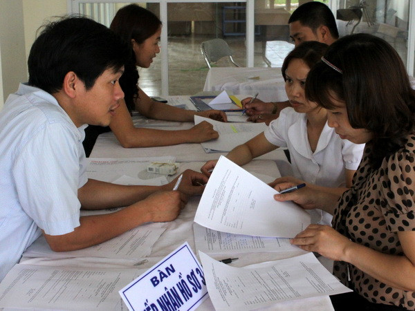 Hà Nội gạt “sạn” để trao cơ hội vàng cho người thu nhập thấp ảnh 1