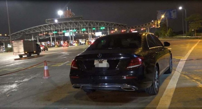 Phóng "bạt mạng" trên cao tốc, tài xế bị phạt 11 triệu đồng ảnh 1