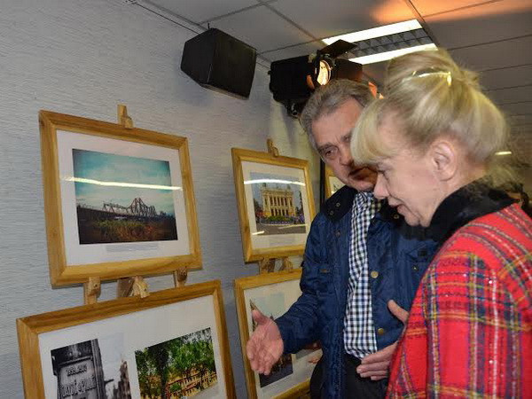 Khai mạc triển lãm ảnh, báo chí, tuần phim Việt tại Pháp ảnh 3