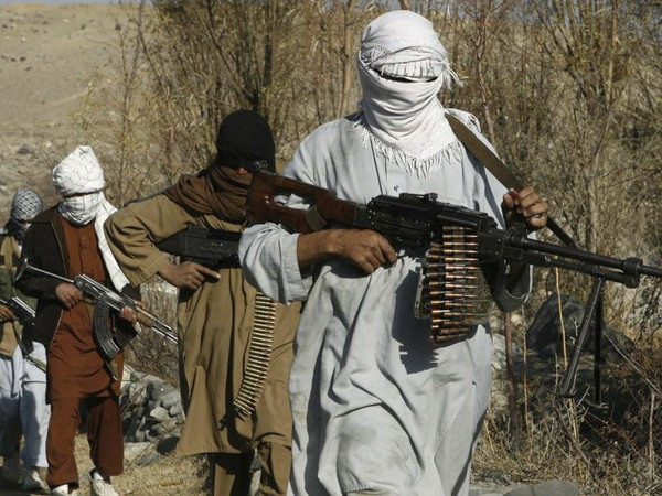 Thủ lĩnh của Taliban bị cận vệ bắn chết rồi gia nhập IS ảnh 1
