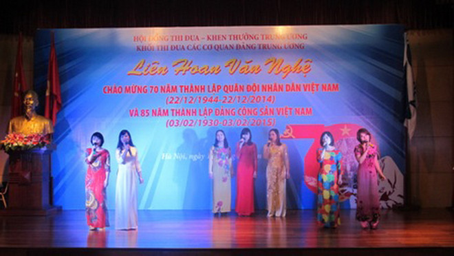 Liên hoan văn nghệ Khối thi đua các cơ quan Đảng Trung ương ảnh 1