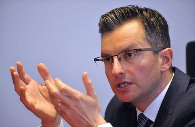 Thủ tướng Slovenia Marjan Sarec đệ đơn từ chức lên quốc hội ảnh 1