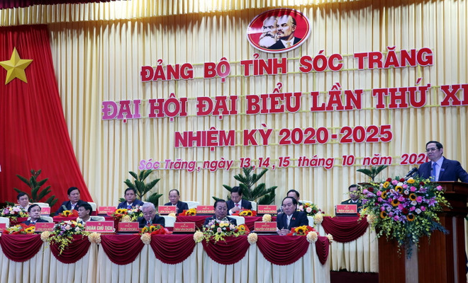 Ông Phạm Minh Chính, Ủy viên Bộ Chính trị phát biểu chỉ đạo tại Đại hội. (Ảnh: Trung Hiếu/TTXVN) Tốc độ tăng GDP của Sóc Trăng đạt 6,15% mỗi năm giai đoạn 2016-2020 ảnh 1