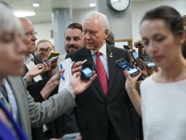 Thượng nghị sỹ đảng Cộng hòa tại nhiệm lâu nhất rút khỏi chính trường ảnh 1