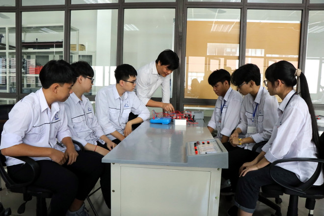 Bắc Ninh: Những dự án "Vàng" của học sinh trường THPT Chuyên Bắc Ninh ảnh 1