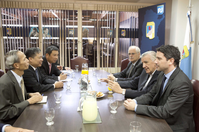 Đoàn đại biểu Đảng Cộng sản Việt Nam làm việc tại Uruguay và Argentina ảnh 2