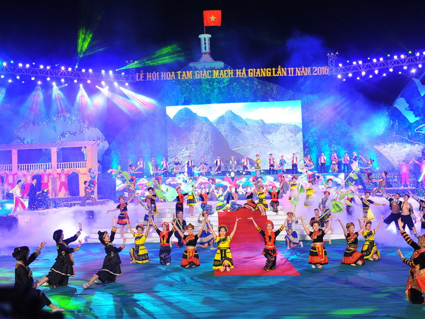 Lễ hội hoa Tam giác mạch 2016 thu hút khoảng 120.000 du khách ảnh 1