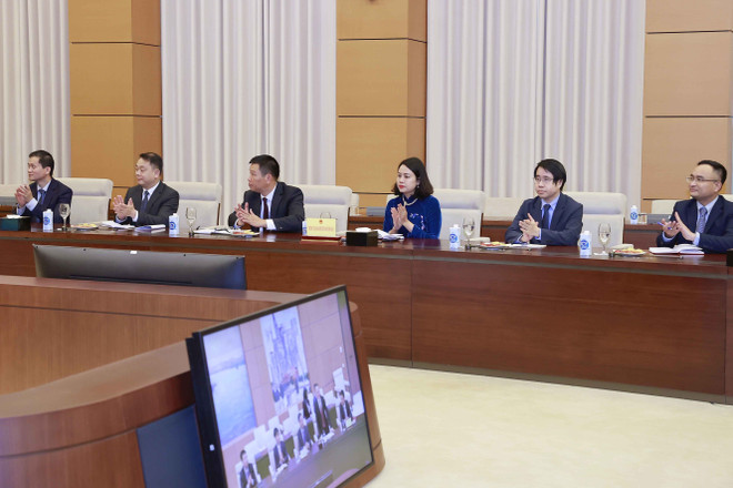 Chủ tịch Quốc hội: Phải đặt lợi ích quốc gia lên trước hết và trên hết ảnh 2