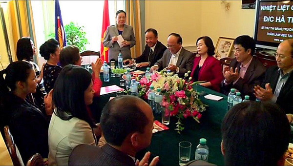 Đoàn đại biểu cấp cao Trung ương Đảng thăm làm việc tại Áo ảnh 1