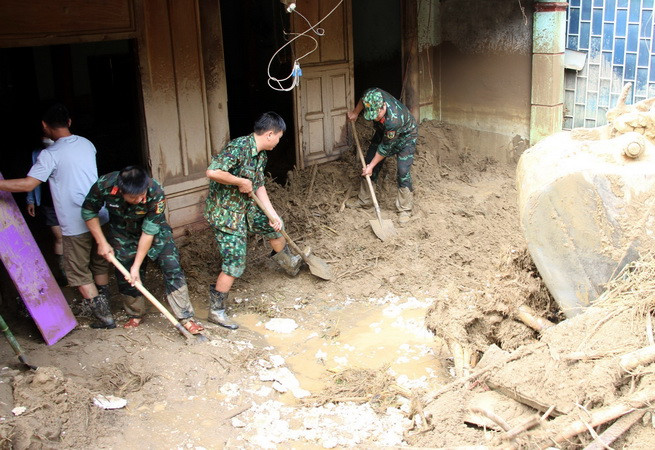 Nghệ An: Huy động mọi nguồn lực khẩn trương khắc phục lũ quét ở Kỳ Sơn ảnh 1