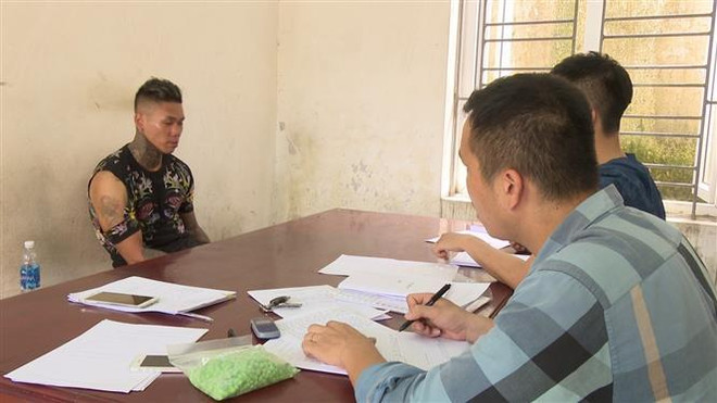 Quảng Ninh: Khởi tố hai anh em họ mua bán trái phép ma túy ảnh 1