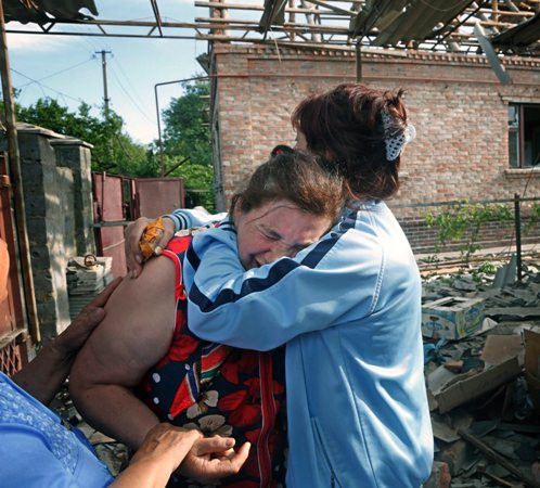 Hơn 10.000 người tị nạn vì xung đột ở miền Đông Ukraine ảnh 1