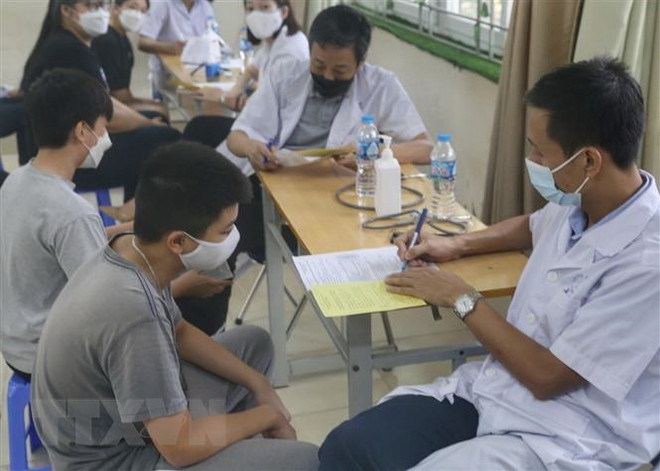 Bảo đảm đãi ngộ xứng đáng và cải cách tiền lương đối với cán bộ y tế ảnh 3