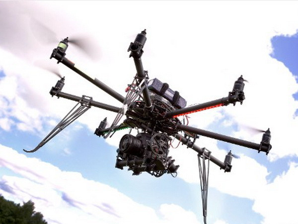 CNN sẽ sử dụng máy bay không người lái để thu thập tin tức ảnh 1