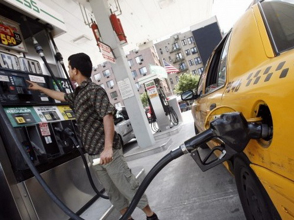 Giá dầu giảm do lo ngại gián đoạn nguồn cung dịu xuống ảnh 1