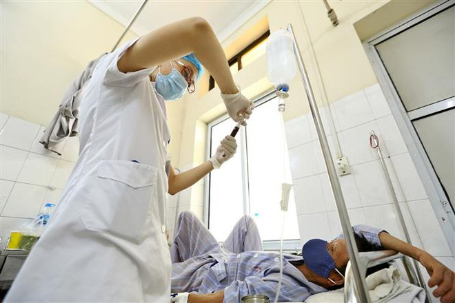 TP.HCM trước áp lực gia tăng số ca tay chân miệng và sốt xuất huyết ảnh 2