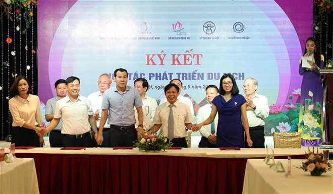 Phát động chương trình du lịch ''Hành trình theo chân Bác'' ảnh 1