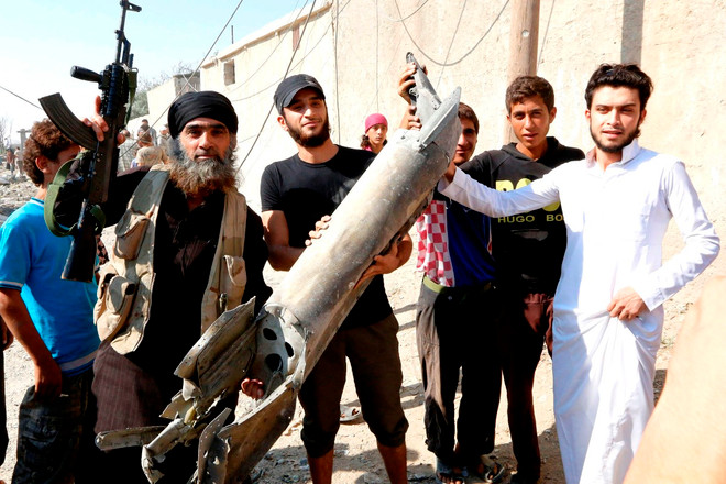 IS bắn hạ chiến đấu cơ quân chính phủ Syria ở tỉnh Deir al-Zour ảnh 1