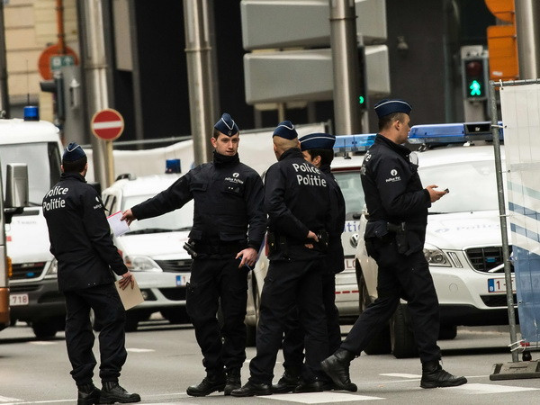 Pháp mở cuộc điều tra về các vụ đánh bom thảm khốc ở Brussels ảnh 1