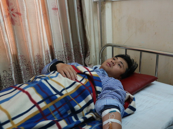 Các vụ hành hung nhân viên y tế - Góc nhìn từ hai phía ảnh 1