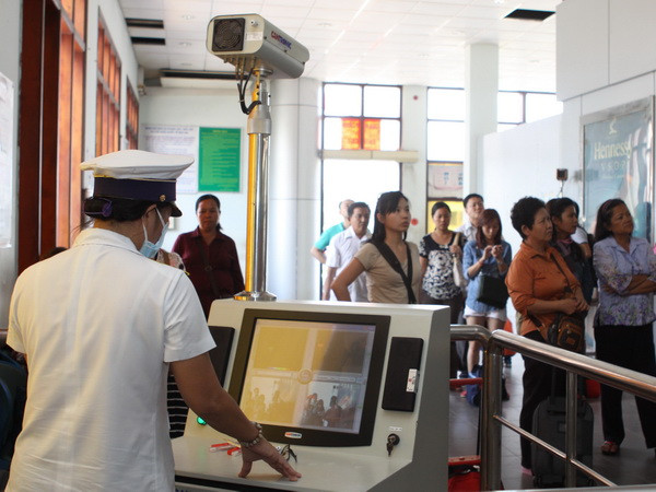 Tăng cường phối hợp các bộ, ngành trong phòng chống dịch Ebola ảnh 1