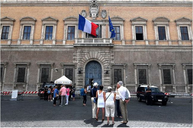 Pháp triệu hồi Đại sứ, phản đối phát biểu của Phó Thủ tướng Italy ảnh 1
