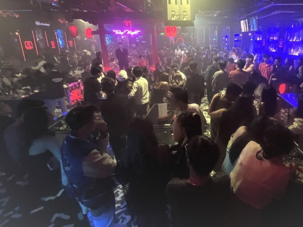 Đồng Nai: Đột kích quán bar Kosho, phát hiện nhiều người dùng ma túy ảnh 1