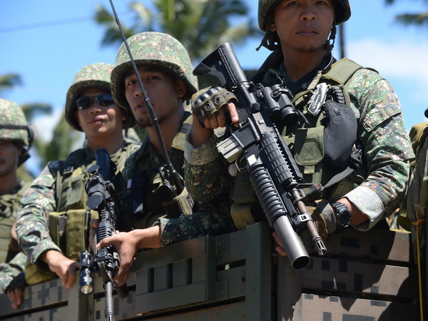 Mỹ hỗ trợ quân sự cho Philippines chống phiến quân Hồi giáo ảnh 1