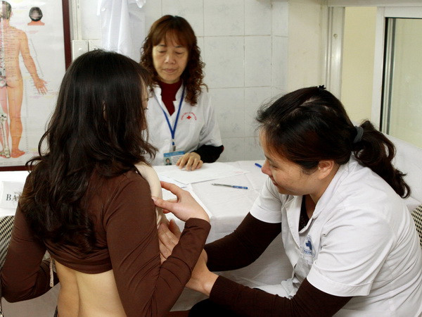 Bệnh viện Trung ương Huế tổ chức hội thảo quốc tế về ung thư vú ảnh 1