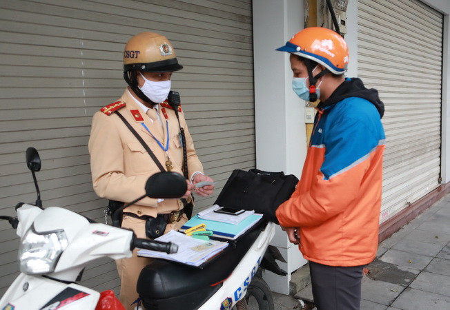 TP Hồ Chí Minh mở cao điểm xử lý vi phạm về trật tự an toàn giao thông ảnh 1