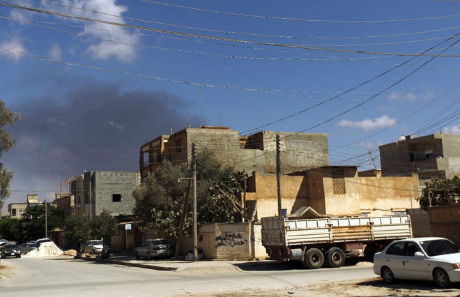 Máy bay lạ tấn công kho vũ khí của lực lượng Hồi giáo ở Libya ảnh 1