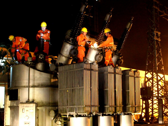 Đưa vào vận hành đường dây 220kV Vĩnh Tân-Phan Thiết ảnh 1