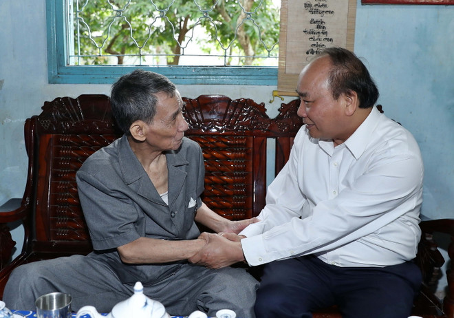 Thủ tướng thăm một số mô hình nông nghiệp công nghệ cao tại Tây Ninh ảnh 4