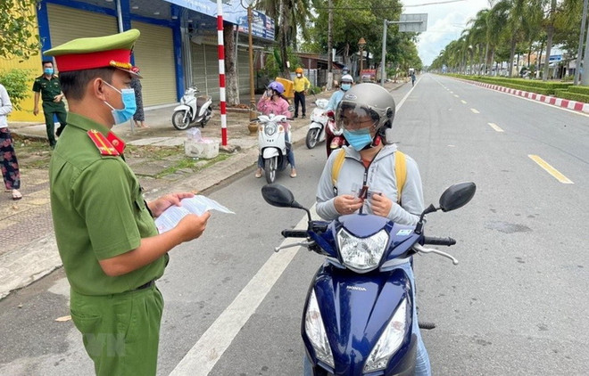 Bạc Liêu: Cách ly theo nhóm để tránh lây nhiễm người về từ vùng dịch ảnh 1