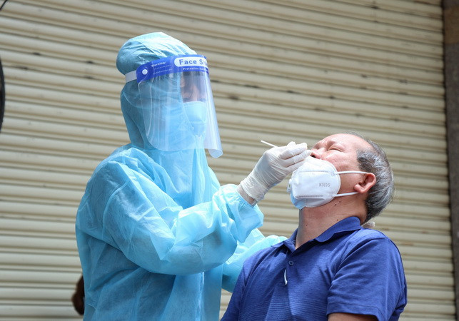 Buôn làng Tây Nguyên đồng lòng chống dịch: Cấp bách phòng, chống dịch ảnh 1