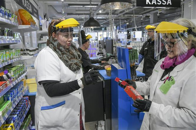 Kinh tế nhiều nước châu Âu giảm sâu, khó thể phục hồi vào năm tới ảnh 3