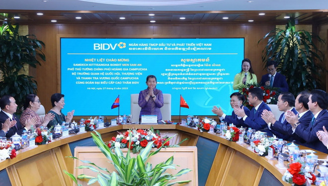 Phát huy tốt vai trò cầu nối về đầu tư, thương mại Việt Nam-Campuchia ảnh 2