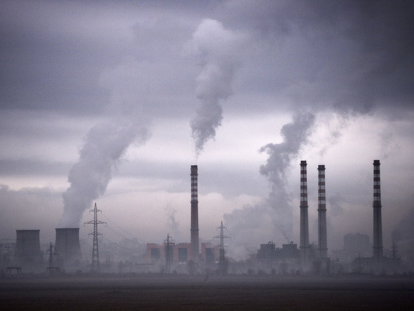 Người dân Mỹ ủng hộ kế hoạch cắt giảm 30% khí thải độc hại ảnh 1