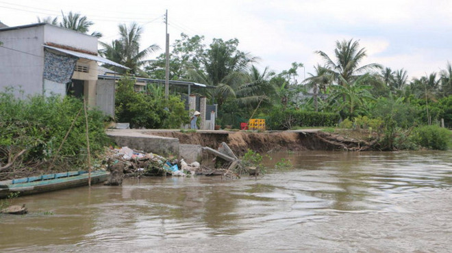 Sóc Trăng: Công bố tình huống khẩn cấp sạt lở bờ sông nguy hiểm ảnh 1