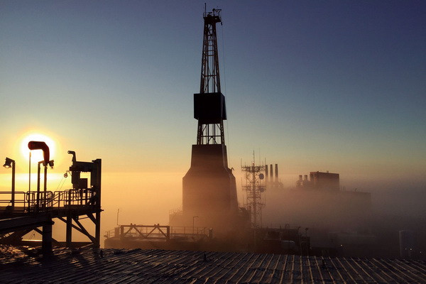 Giá dầu châu Á tăng lên mức cao nhất trong vòng 4 năm qua ảnh 1