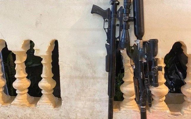 Bắc Giang: Điều tra vụ bé 8 tuổi tử vong nghi do đạn súng hơi ảnh 1